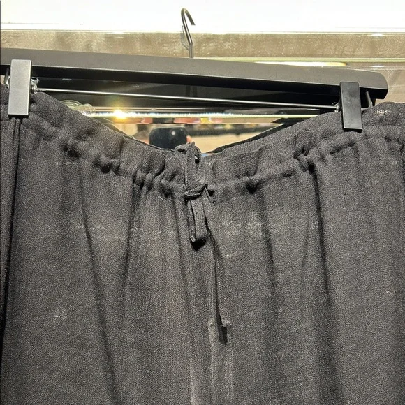 Chic GUCCI Women’s Black Gauze Linen/Rayon Drawstring Pants - Picture 2 of 3